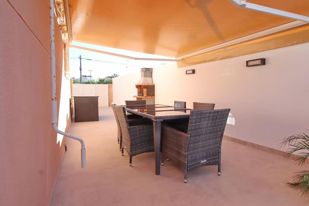 Casa Olivia With Pool Heating Fee Villa Torrevieja Kültér fotó